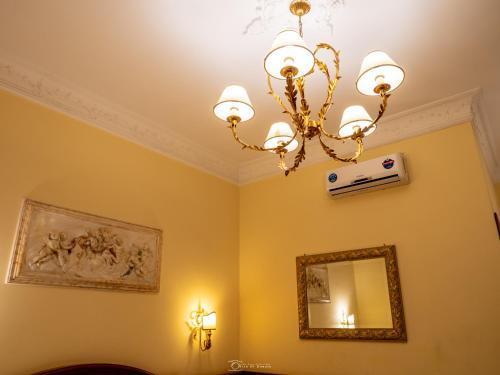 Alla Basilica Rooms - Tap to explore photos