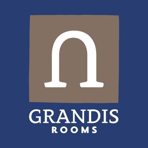 Grandis Rooms - Tap to explore photos
