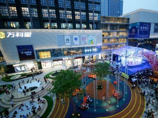 7 Days Inn Guangzhou Panyu Square Branch - Tap to explore photos