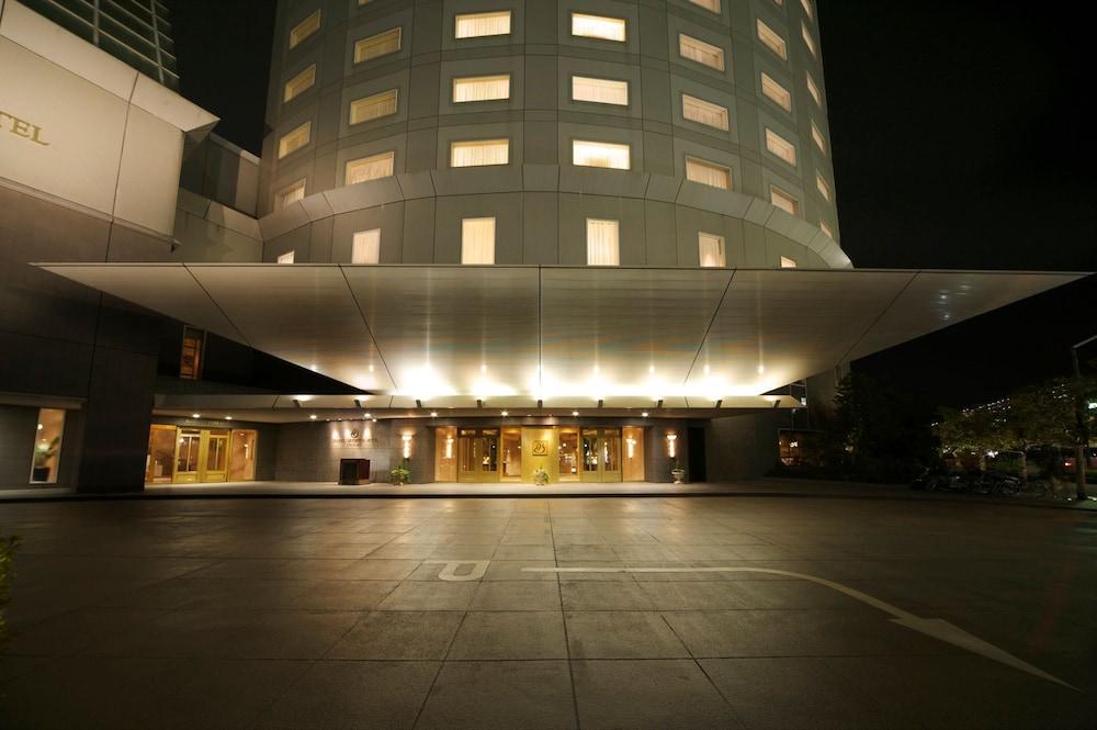 Urayasu Brighton Hotel Tokyo bay - Tap to explore photos