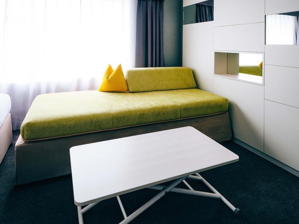 Urayasu Brighton Hotel Tokyo bay - Tap to explore photos