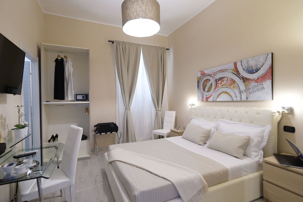 Town House 57 Room Type - Superior Double Room