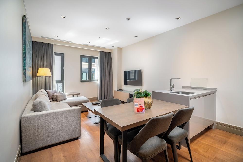 Sentire Hotels & Residences Taksim Room Type - Deluxe Suite