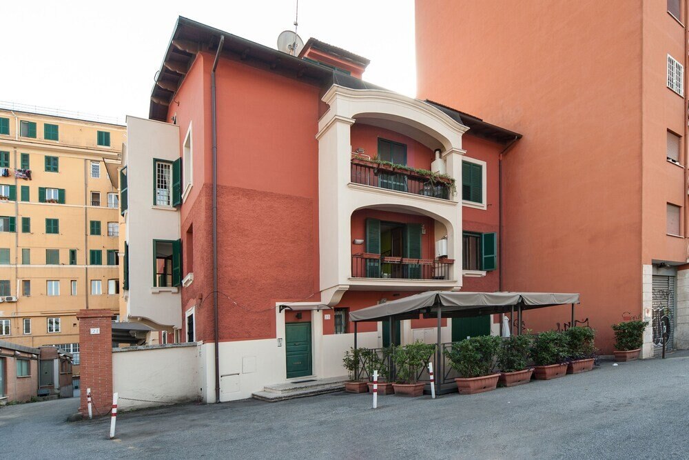 Garbatella Suites - Tap to explore photos