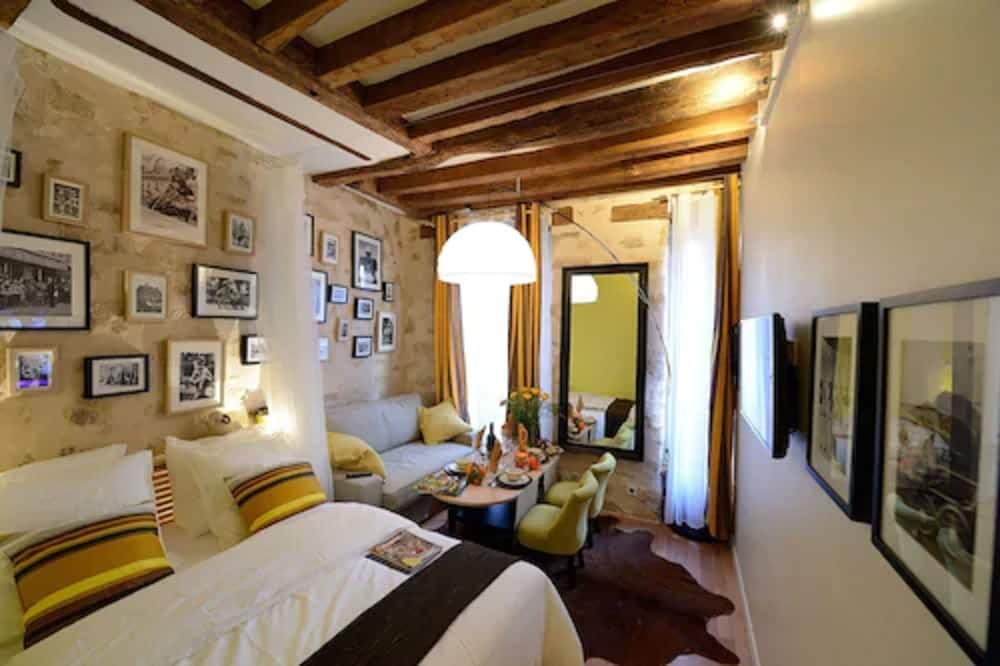 Les Patios du Marais Room Type - Studio Suite (Livingstone)