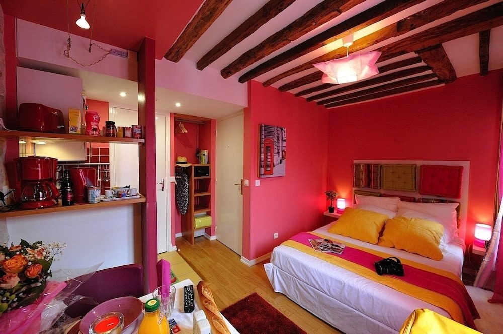 Les Patios du Marais Room Type - Studio (Pink Fashion)