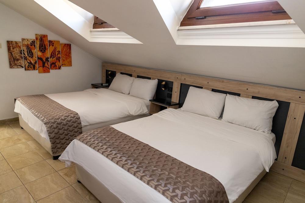 Galley Hotel Room Type - Economy Quadruple Room