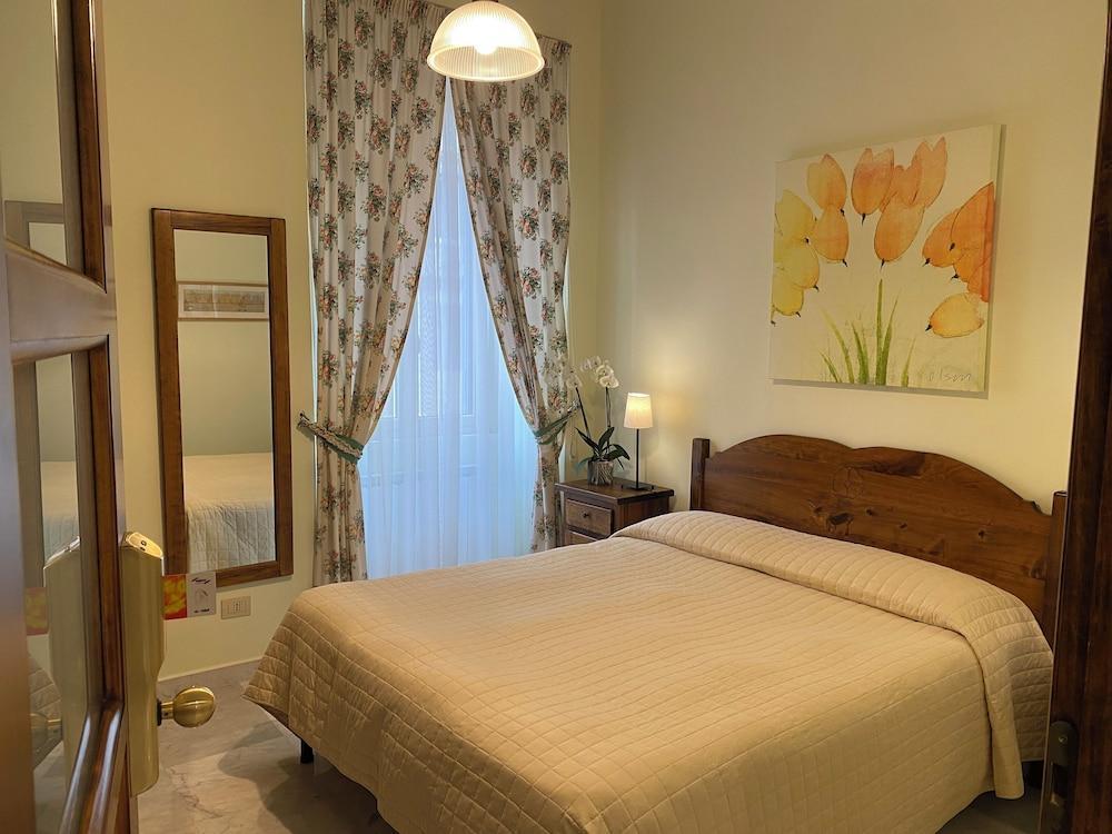 B&B Laocoonte Room Type - Double, External Private Bathroom