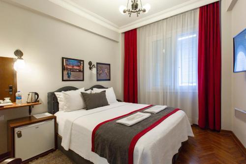 Queen Seagull Boutique Hotel