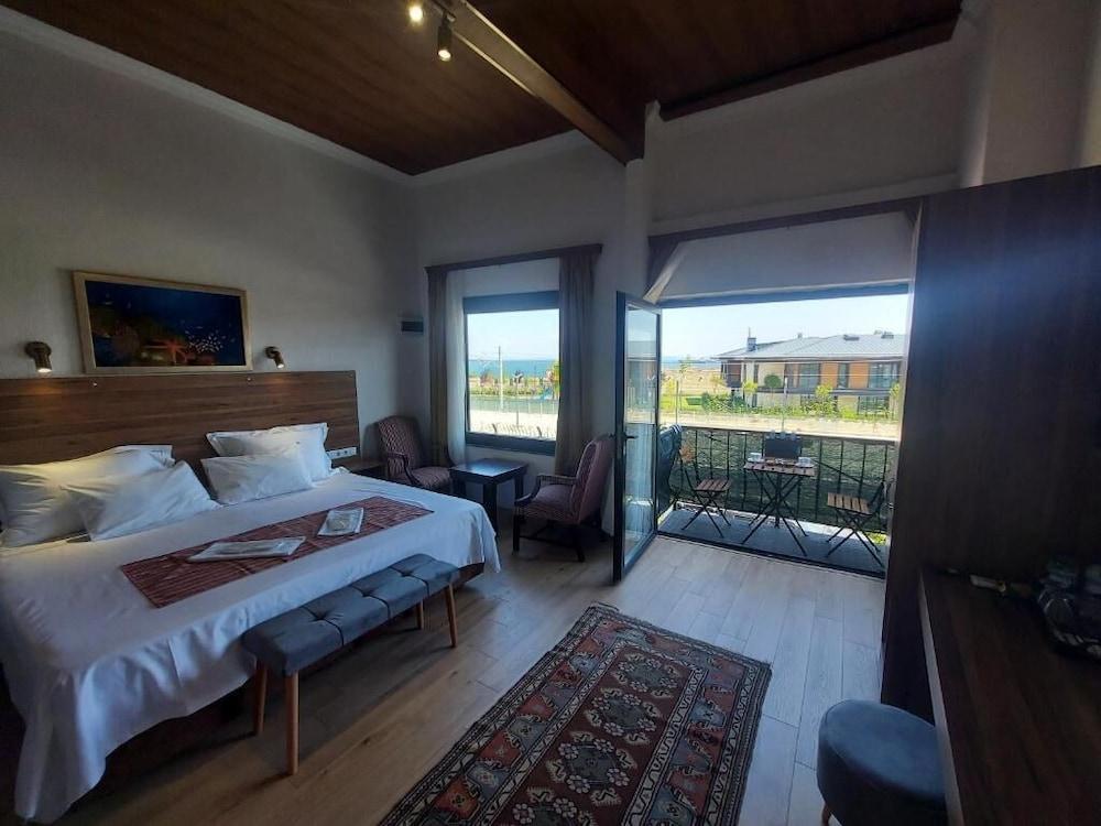 Queen Seagull Boutique Hotel Room Type - Superior Quadruple Room, Balcony, Sea View Queen Seagull Boutique Hotel Room Type - Superior Quadruple Room, Balcony, Sea View