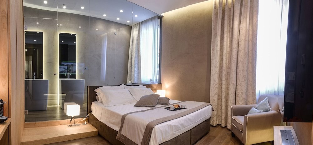 Sun Suite Luxury Pantheon Room Type - Junior Suite, City View Sun Suite Luxury Pantheon Room Type - Junior Suite, City View