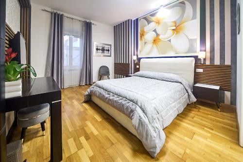 Astoria Golden House Room Type - Double Room