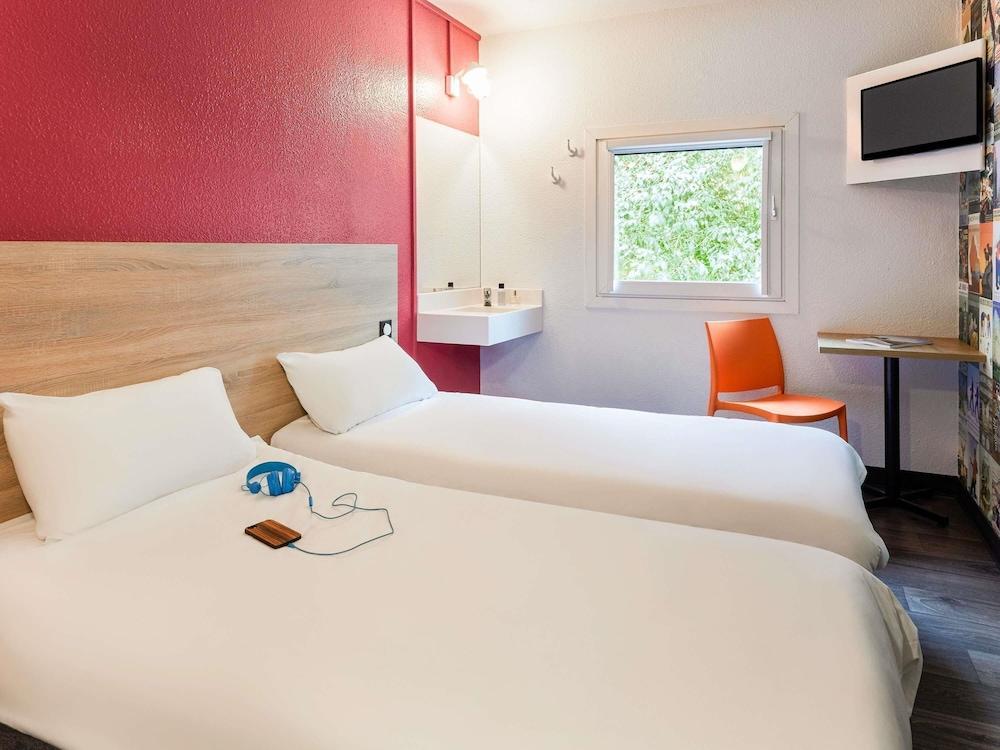 hotelF1 Paris Porte de Châtillon Room Type - Room, 2 Twin Beds (Side Car)