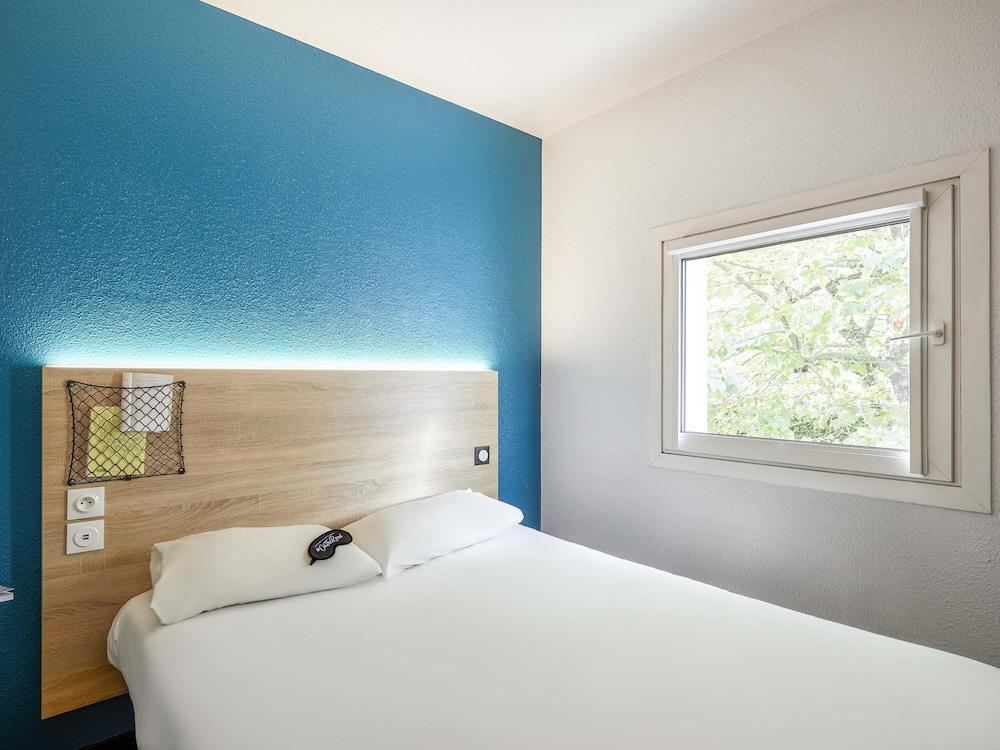hotelF1 Paris Porte de Châtillon Room Type - Room, 1 Double Bed, Accessible