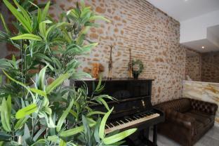 New Generation Hostel Rome Center - Tap to explore photos