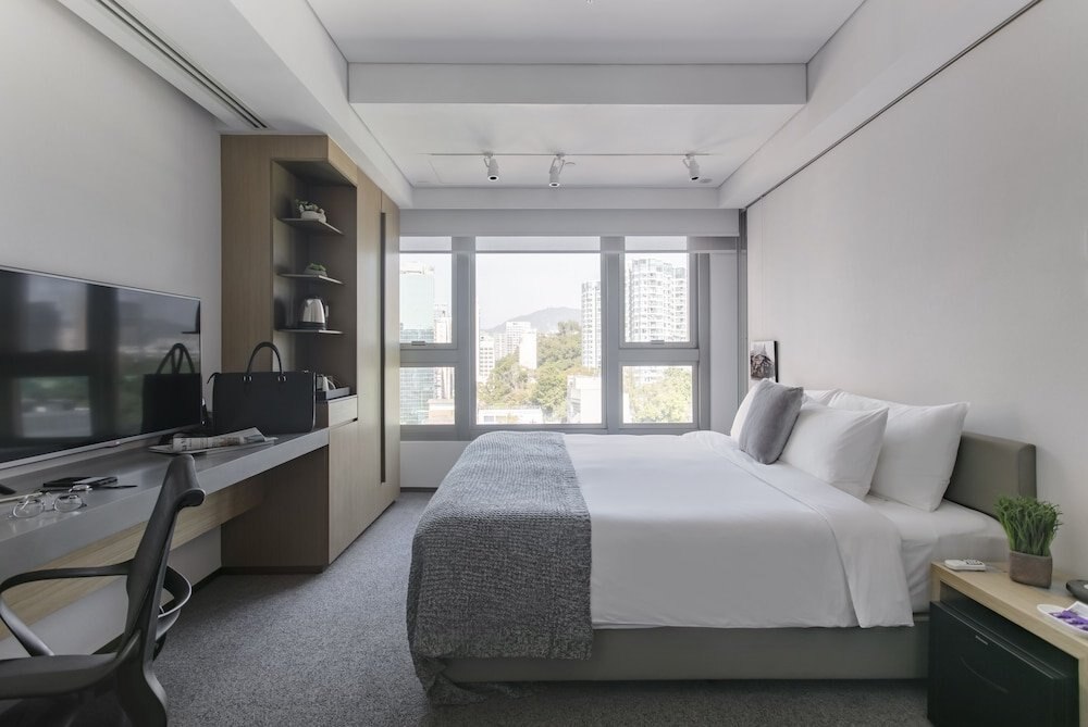 Hotel Stage Room Type - Premium Business King Room