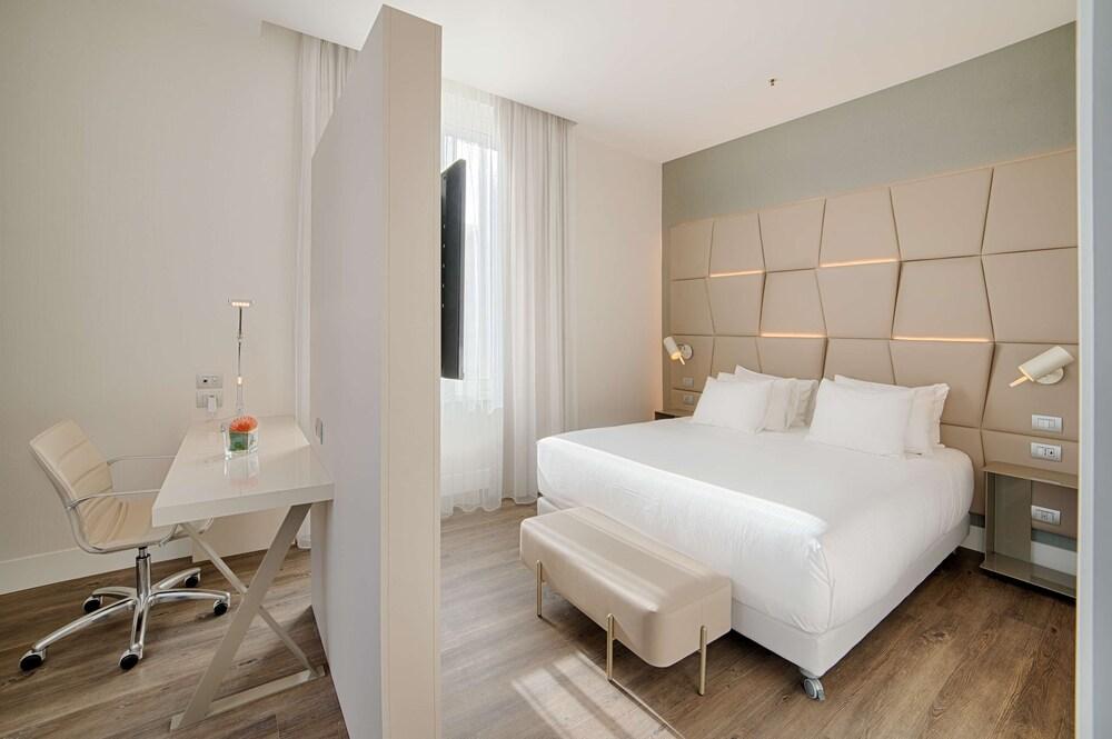 NH Collection Roma Palazzo Cinquecento Room Type - Suite