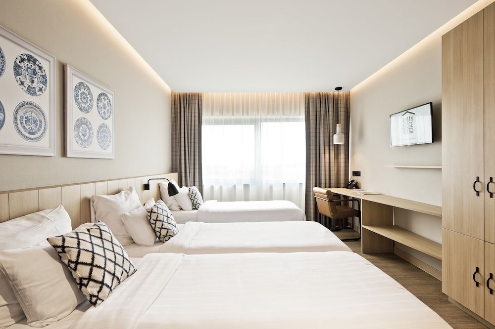 Urban Lodge Hotel Room Type - Triple Room