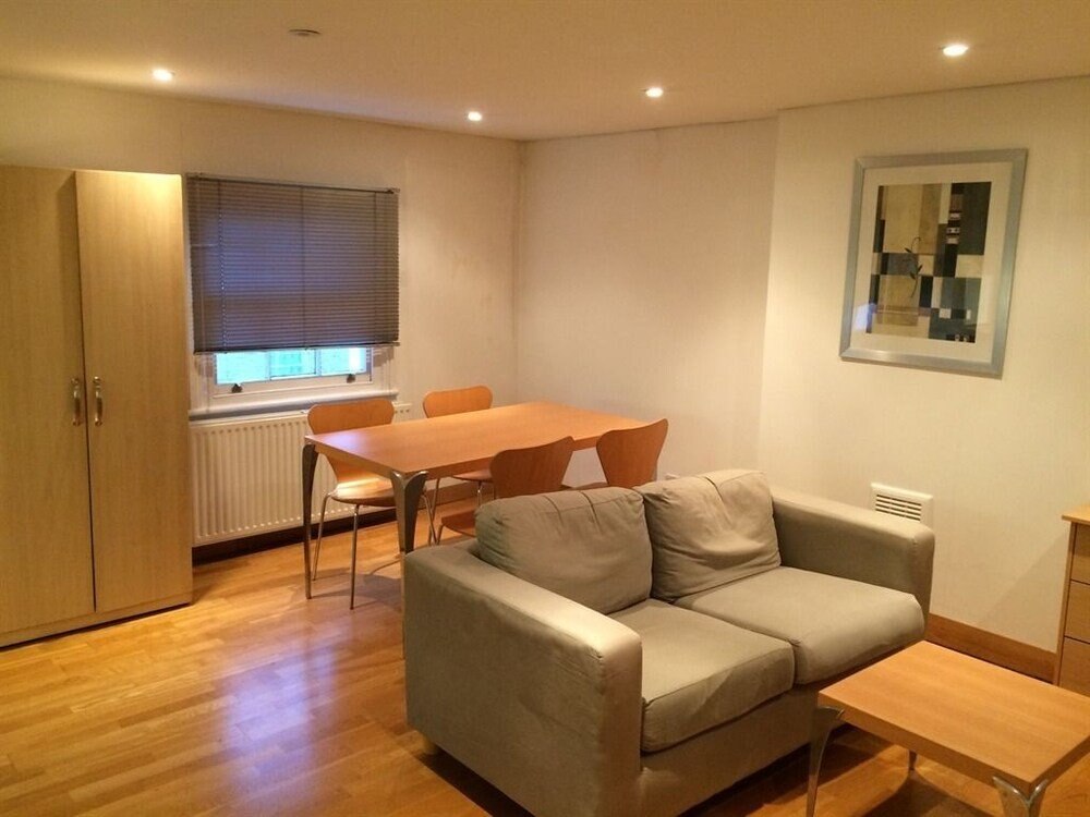 Paddington Southwick Street Apartments - Tap to explore photos