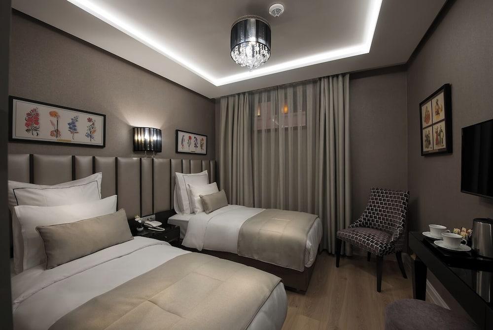 Le Petit Palace Hotel Room Type - Standard Double or Twin Room