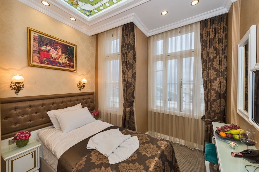 Alpek Hotel Room Type - Economy Double Room