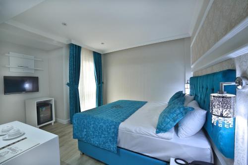 Glamour Hotel Istanbul Sirkeci - Tap to explore photos