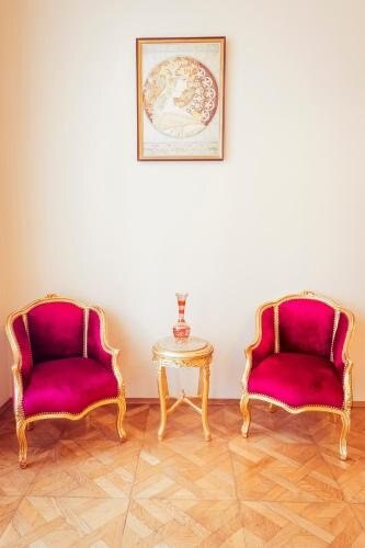 Apartment Vodičkova 11 - Tap to explore photos