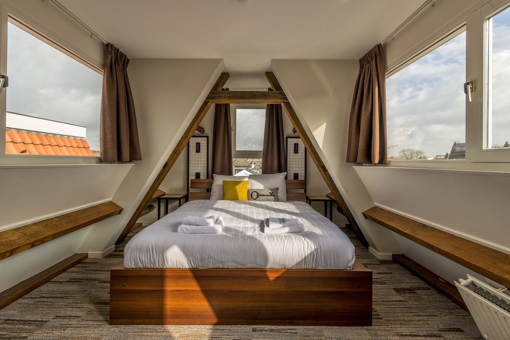 Mr. Jordaan Room Type - Deluxe Double Room, 1 Double Bed