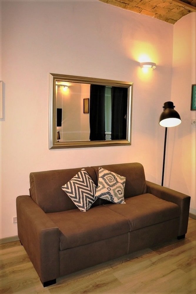Riari Trastevere Apartment - Tap to explore photos