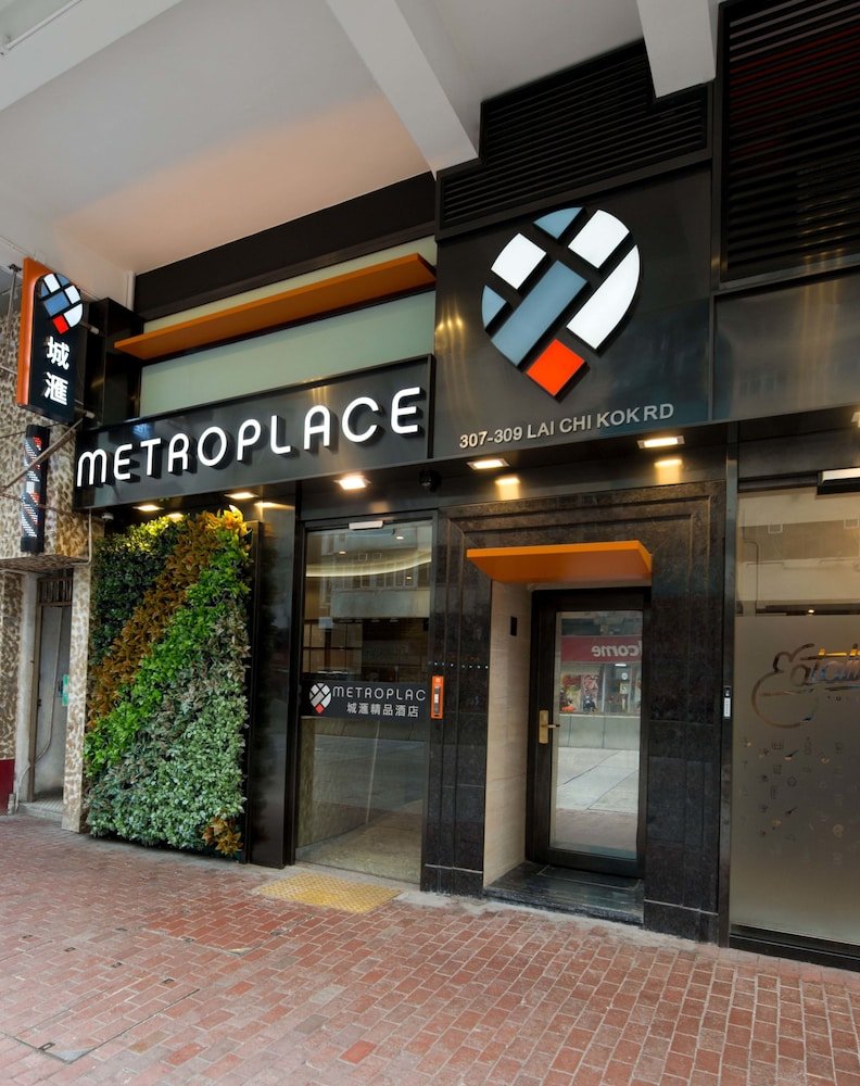 METROPLACE BOUTIQUE - Tap to explore photos