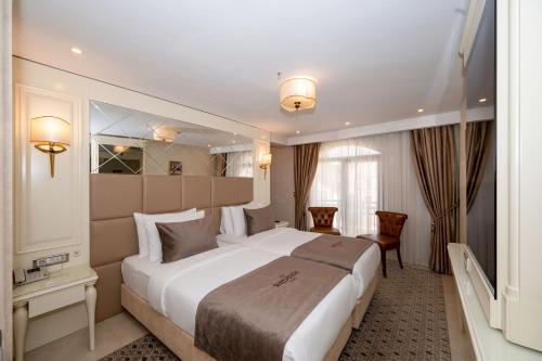 The Barbarossa Hotel Room Type - Deluxe Double Room with French Balcony The Barbarossa Hotel Room Type - Deluxe Double Room with French Balcony