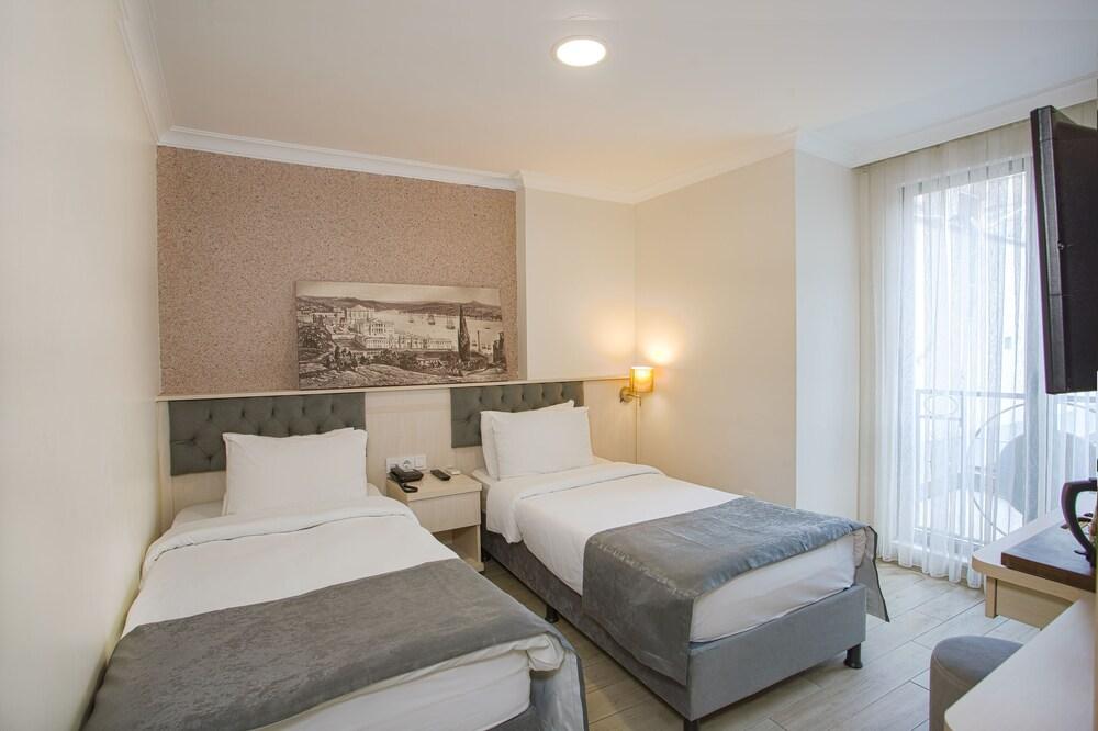 Sim Hotel Room Type - Standard Double or Twin Room Sim Hotel Room Type - Standard Double or Twin Room
