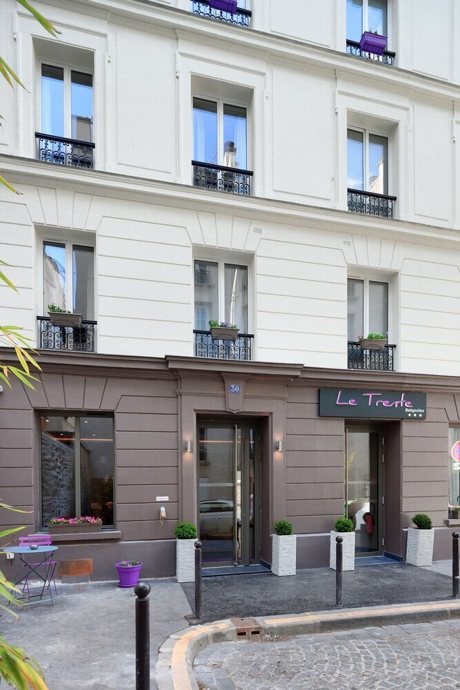 Hotel Le Trente - Tap to explore photos