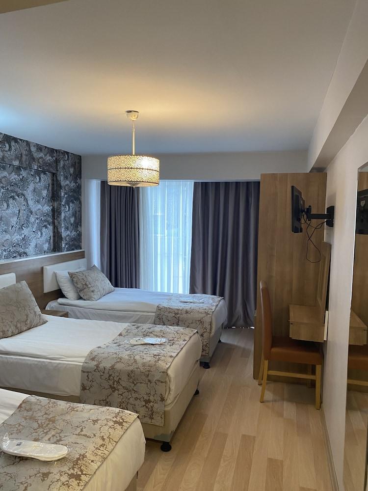 Polanin Hotel Room Type - Double or Twin Room