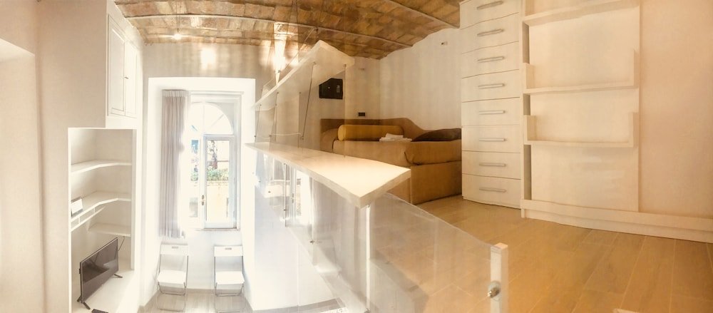 Vatican Luxury Apartment - Tap to explore photos
