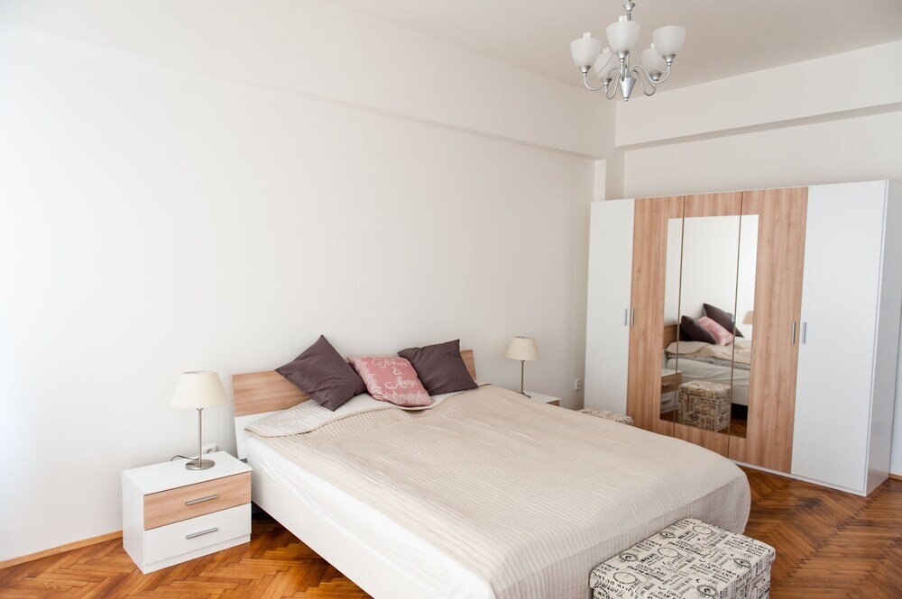 Stunning Design Apartment Room Type - Deluxe Apartment