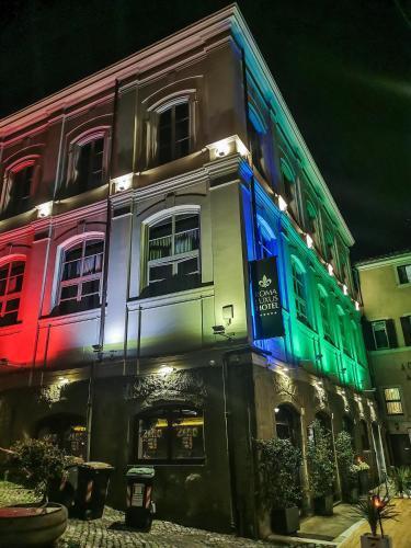 Roma Luxus Hotel - Tap to explore photos