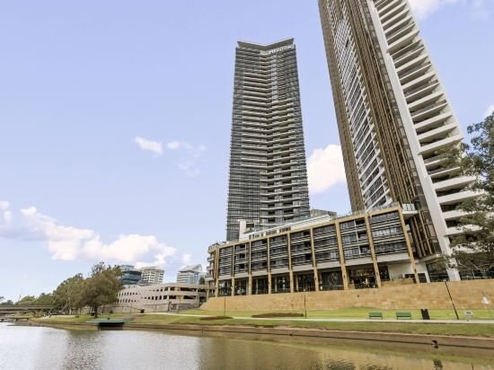 Meriton Suites Church Street Parramatta Sydney Apart Hotel Price Address Reviews