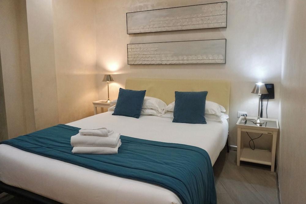 undefined Room Type - Standard Double Room