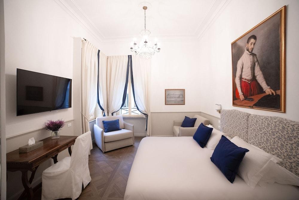 Relais Donna Lucrezia - Tap to explore photos