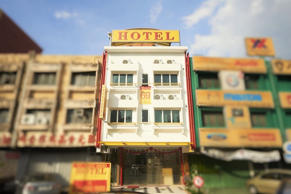 Ipoh Road Hotel - Tap to explore photos
