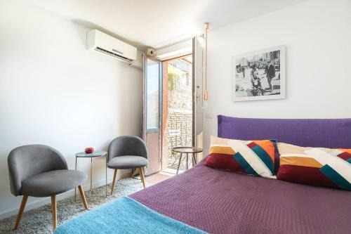 Trastevere Charming Penthouse - Tap to explore photos