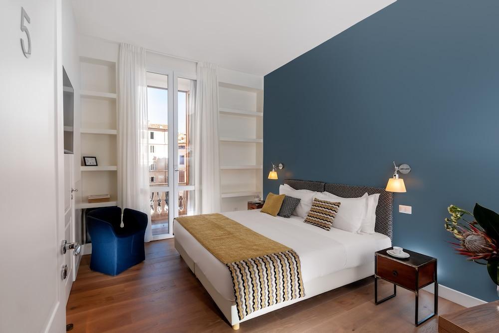 Charme 308 Room Type - Standard Double Room, City View