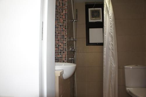 Homy Central Room Type - Semi Double bed room - No windows 
