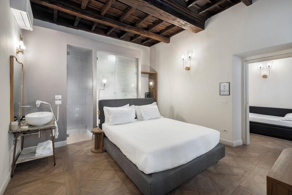 59 Steps Trevi Room Type - Deluxe Room 59 Steps Trevi Room Type - Deluxe Room