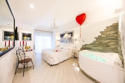 Suites Roma Tiburtina Elegance Room Type - Suite with Spa Bath