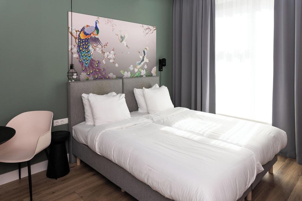 Hotel2Stay Room Type - Standard Twin Room