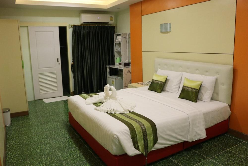 Lucky Green View Room Type - Standard Triple Bed