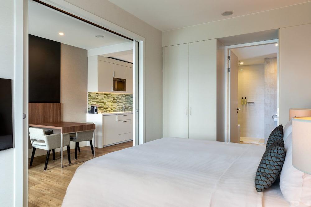 Element Amsterdam by Marriott Room Type - Suite, 1 King Bed (View)