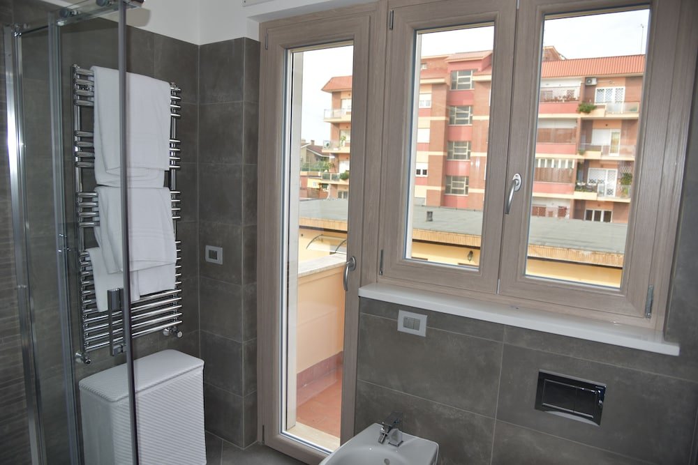 La Lira Room Type - Comfort Triple Room, Balcony, River View
